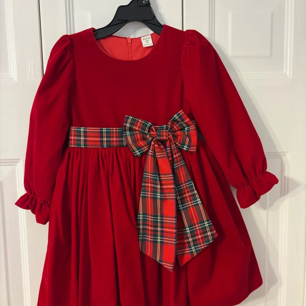 4 T SHEIN Kids beautiful red dress